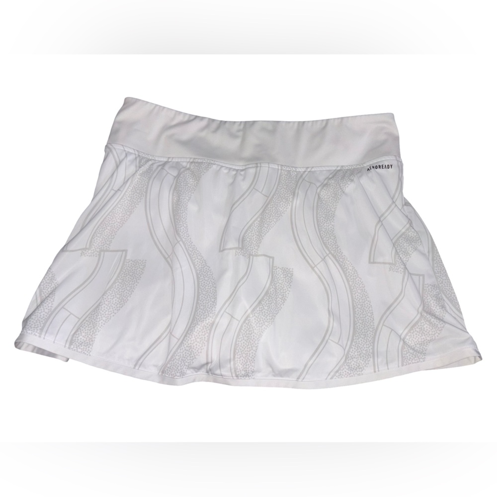 adidas Club Tennis Graphic Skirt White Skort Size L Built-In Shorts Athleisure - Picture 2 of 11
